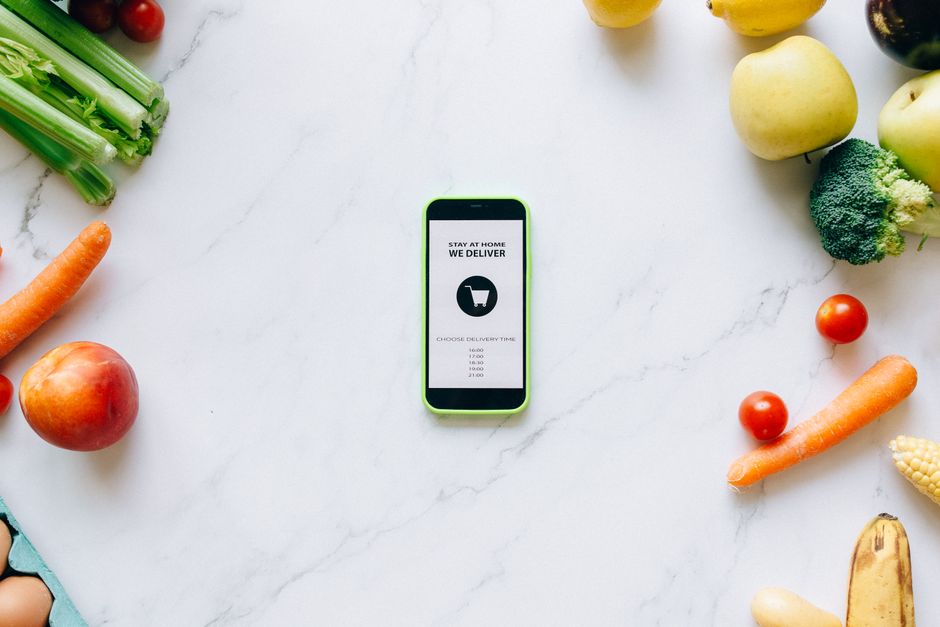 Best Cashback Apps for Groceries in 2026: Ibotta, Fetch, Upside & Rakuten Compared